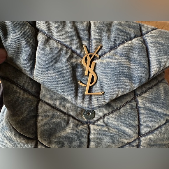 Saint Laurent Denim Quilted Medium Loulou Puffer - Picture 8 of 12